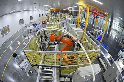 以云為基 以數(shù)為翼 武漢經(jīng)開區(qū)加快建設(shè)“未來工廠”